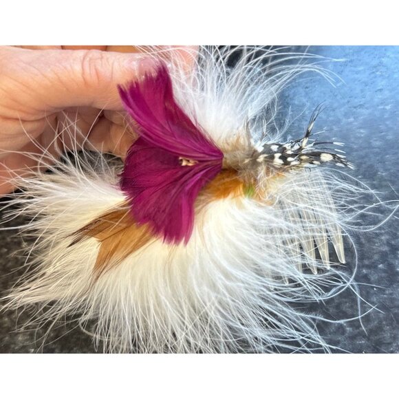 Vtg Lot Of 2 1970\'s Handmade Feathered Design Celluloid Hair Comb White Purple main image 6